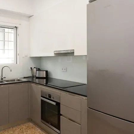 Lovely 2 Bedroom In Metaxourgio Center Apartment
